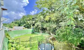 Imagem 6: Ótimo sobrado com bons acabamentos. Imóvel repleto de armários