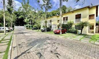 Imagem 4: Ótimo sobrado com bons acabamentos. Imóvel repleto de armários