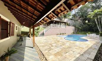 Imagem 2: Imóvel de alto padrão: Casa em condomínio com 3 quartos, 3 suítes e 8 vagas em Carapicuíba