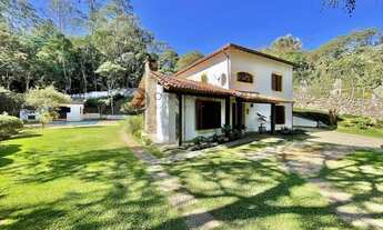 Imagem 7: Casa de alto padrão à venda em Embu das Artes-SP: 3 quartos, 1 suíte, 3 salas, 4 banheiros