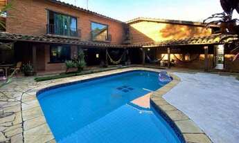 Imagem: Luxuosa Casa em Condomínio à Venda em