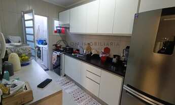 Imagem 7: Casa dos sonhos à venda! Localizada em um bairro tranquilo e familiar, essa linda casa pos