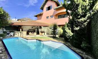 Imagem: Casa em Condomínio à Venda em Cotia-SP