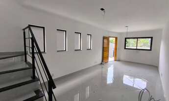 Imagem 3: Casa em Condomínio à Venda em Cotia-SP - Chácara Canta Galo: 3 Quartos, 3 Suítes, 2 Salas