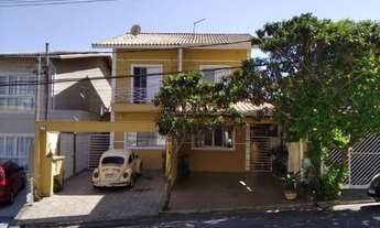 Imagem 2: Casa em Condomínio à Venda em Cotia-SP, Jardim Rio das Pedras: 3 Quartos, 1 Suíte, 2 Salas