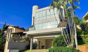 Imagem: Luxuosa casa em condomínio à venda em