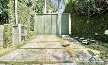 Imagem 4: Imperdível: Casa em condomínio com 4 suítes e 6 vagas na Chácara Vale do Rio Cotia, Carapi