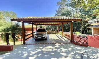 Imagem 6: Luxuosa mansão de 4 suítes na Chácara dos Lagos, Carapicuíba-SP: 1.400m² de puro requinte