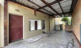 Imagem 4: Oportunidade Única: Sala Comercial à Venda em Carapicuíba-SP na Chácara São João - 4 Salas