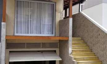 Imagem: Impecável Casa em Condomínio à Venda