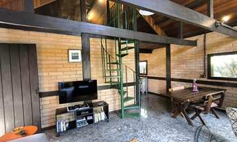 Imagem 6: Casa em Condomínio à Venda em Cotia-SP: 3 Quartos, 2 Salas, 5 Banheiros, 1 Vaga de Garagem