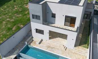 Imagem: Casa de Luxo em Condomínio à venda em