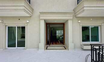 Imagem 7: Luxuosa casa em condomínio à venda em Cotia-SP, bairro São Paulo II, com 4 quartos, 4 suít