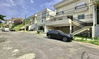 Imagem 2: Luxuosa casa em condomínio à venda em Cotia-SP, bairro São Paulo II, com 4 quartos, 4 suít