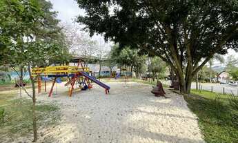 Imagem 7: Terreno com leve aclive, localizado no ponto alto de condomínio clube com segurança 24 h e