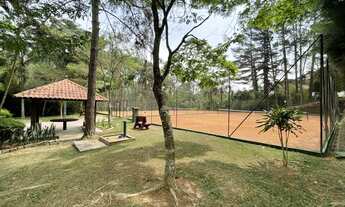 Imagem 2: Terreno com leve aclive, localizado no ponto alto de condomínio clube com segurança 24 h e