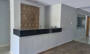 Imagem 5: Sala Comercial 240m² em Granja Viana: Destaque Seu Negócio!