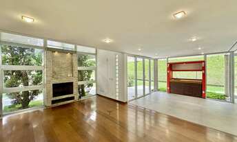 Imagem 7: Casa moderna integrada, gourmet, amplo jardim com espaço p/ piscina, no miolo do condomíni