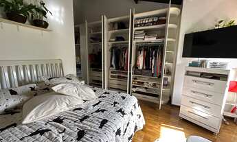 Imagem 4: Casa em condomínio em Granja Viana - Charmosa em Meio à Natureza com Vista Panorâmica e La