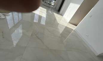 Imagem 7: Casa em condomínio São Paulo II Alto Padrão com 4 Suítes, Pé-Direito Duplo, Piscina e Área