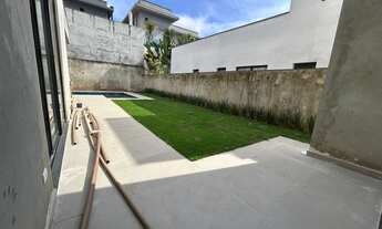 Imagem 6: Casa em condomínio São Paulo II Alto Padrão com 4 Suítes, Pé-Direito Duplo, Piscina e Área