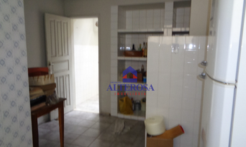 Imagem 5: 2/4 com três kitnetes anexas no Candeal