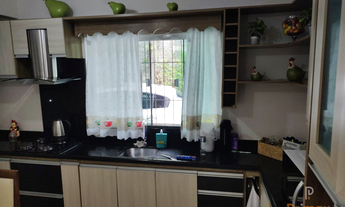 Imagem 4: Casa com piscina e 3 quartos sendo 1 Suíte