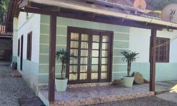 Imagem 5: Terreno urbano com duas casas de alvenaria à venda, em Brusque!