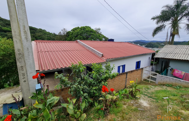 Imagem 2: Casa + um apartamento no bairro steffen com ampla área para festa