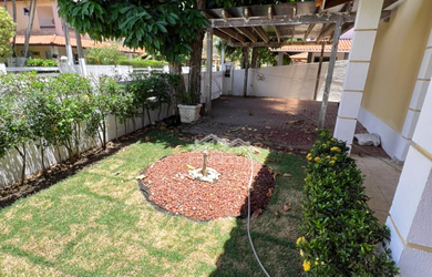 Imagem 4: Casa 4 quartos sendo 3 suítes, com armários na cozinha, banheiros condomínio fechado foz j