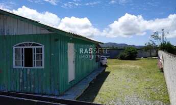 Imagem 1: CASA COM AMPLO TERRENO NO BAIRRO SÃO DOMINGOS, NAVEGANTES/SC