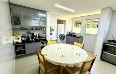 Imagem 2: Jaguaribe, Linda Casa Para Venda, 04 Quartos Com 04 Suítes, 03 Closets, Salvador- BA