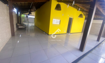 Imagem 2: ABRANTES, Estrada do Coco. Duplex composto de 3 quartos sendo 1 suíte. Área construída de