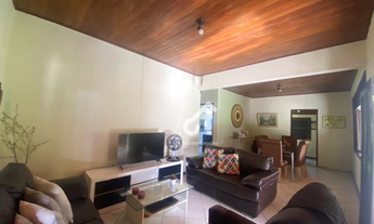 Imagem 6: AV. STOS DUMONT, Lauro de Freitas. Casa térrea estilo colonial com 3 quartos sendo 2 suíte