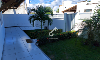 Imagem 5: ESTRADA DO COCO, Abrantes. Duplex composto de 4 quartos sendo 1 quarto térreo e 3 suítes