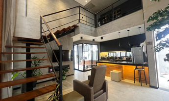 Imagem 4: ABRANTES, Estrada do Coco. Duplex ALTO PADRÃO, 3 suítes sendo 2 suítes térreas e 1 suíte m