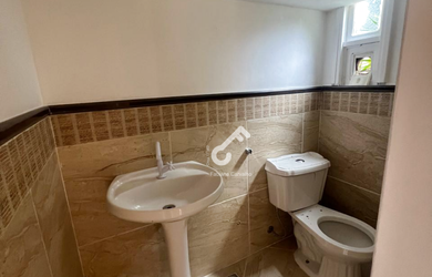 Imagem 6: PITANGUEIRAS/CENTRO, Lauro de Freitas. Duplex, condomínio ALTO PADRÃO, composto de 4 suíte