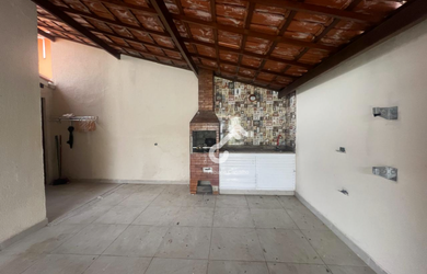 Imagem 4: BURAQUINHO, Lauro de Freitas. Duplex com 4 quartos sendo 3 suítes e 1 quarto térreo. Condo