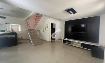 Imagem 2: BURAQUINHO, Lauro de Freitas. Duplex com 4 quartos sendo 3 suítes superiores e 1 quarto té