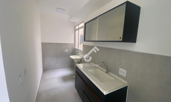 Imagem 7: MAR DE ABRANTES, Estrada do Coco. Apartamento (escadas) 1º andar composto de 2 quartos. To