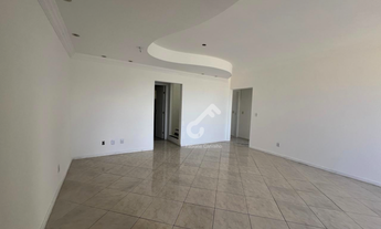 Imagem 2: PITANGUEIRAS, Lauro de Freitas. Cobertura duplex (3º andar de escadas) 3 suítes e dependên