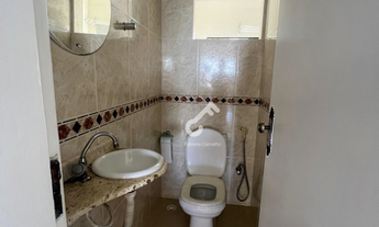 Imagem 4: PITANGUEIRAS, Lauro de Freitas. Cobertura duplex (3º andar de escadas) 3 suítes e dependên