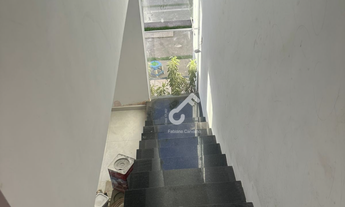 Imagem 7: PITANGUEIRAS, Lauro de Freitas. Duplex com 3 suítes superiores, em rua pública. 150m² de á