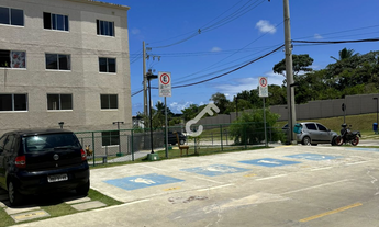 Imagem 2: COSTA PORTUGUESA, Estrada do Coco. Apartamento (3º andar) com 2 quartos, condomínio fechad