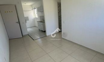 Imagem 6: COSTA PORTUGUESA, Estrada do Coco. Apartamento (3º andar) com 2 quartos, condomínio fechad