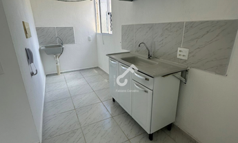 Imagem 7: COSTA PORTUGUESA, Estrada do Coco. Apartamento (3º andar) com 2 quartos, condomínio fechad