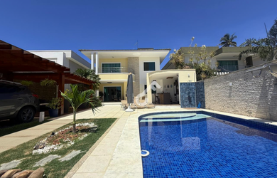 Imagem 2: PRISCILA DUTRA, Lauro de Freitas. Duplex 4 quartos sendo 3 suítes superiores e 1 quarto té