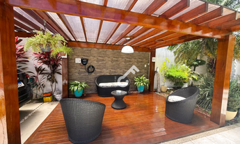 Imagem 5: PRISCILA DUTRA, Lauro de Freitas. Duplex 4 quartos sendo 3 suítes superiores e 1 quarto té