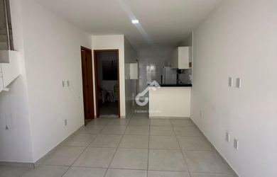 Imagem 3: IPITANGA, Lauro de Freitas. Village duplex com 3 quartos sendo 2 suítes superiores e 1 qua