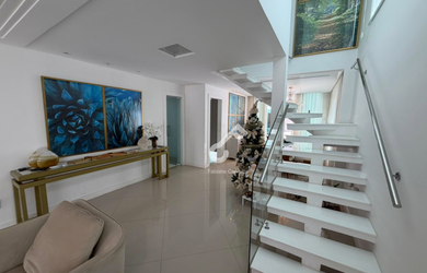 Imagem 2: JOCKEY, Lauro de Freitas. Duplex ENERGIA SOLAR, 4 quartos sendo 3 suítes e 1 quarto térreo